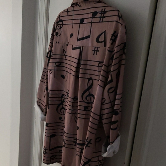 Pink Musical Notes Button-Up Shirt - Picture 4 of 7